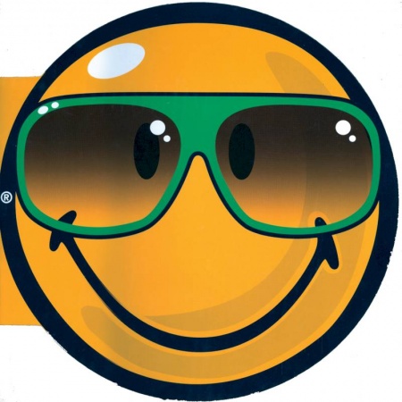 Книги, книга Играем со смайликами купить по скидке